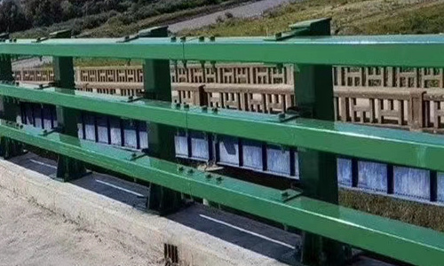 橋梁防撞護欄